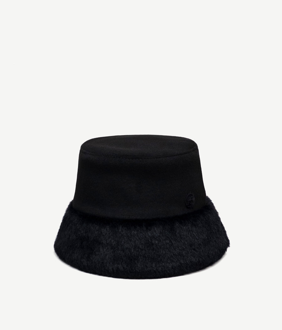 ruslan baginskiy Faux-Fur Bucket Hat FW23-24 BCT033-W-P-FF-RWRB-XXS ruslan baginskiy Faux-Fur Bucket Hat FW23-24 BCT033-W-P-FF-RWRB-XXS