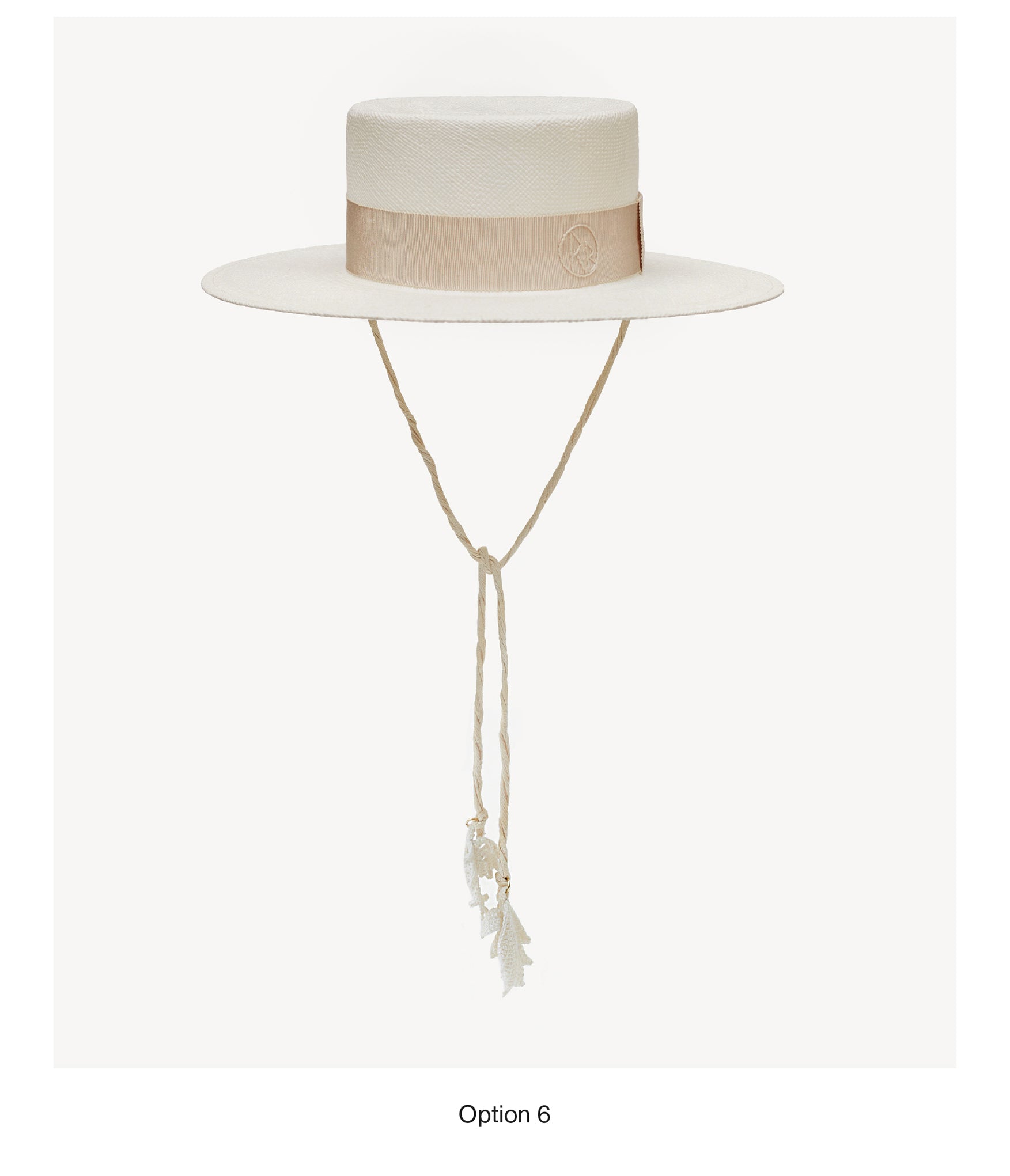 «The hat». Endless summer stories CNT035-STR-BOX Ruslan Baginskiy «The hat». Endless summer stories CNT035-STR-BOX Ruslan Baginskiy