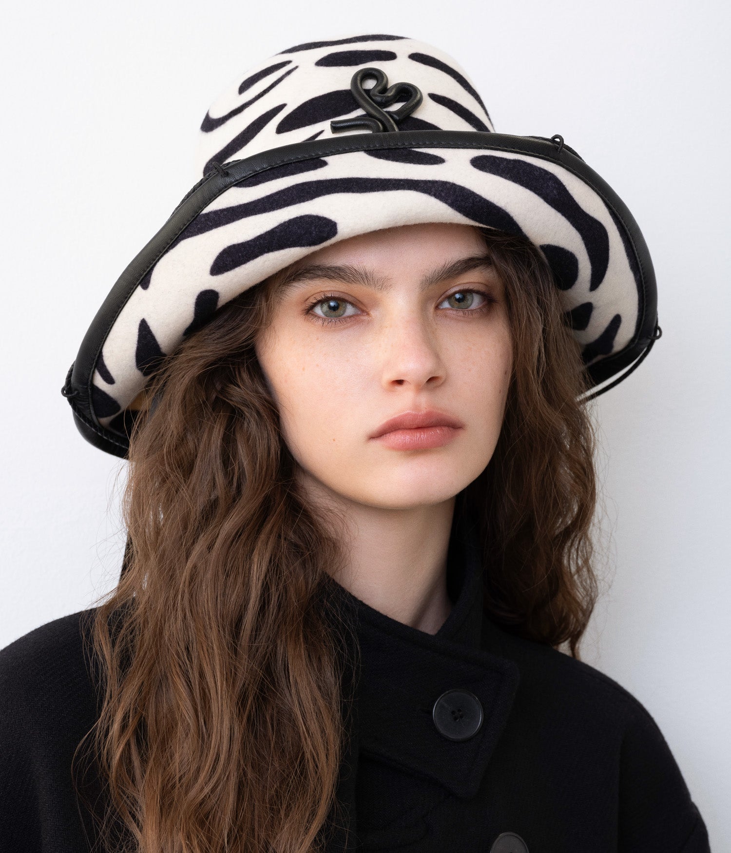 ARUSLAN BAGINSKIY ラスランバジンスキー The HatBag • Ruslan Baginskiy Hats & Accessories - Ascension Island