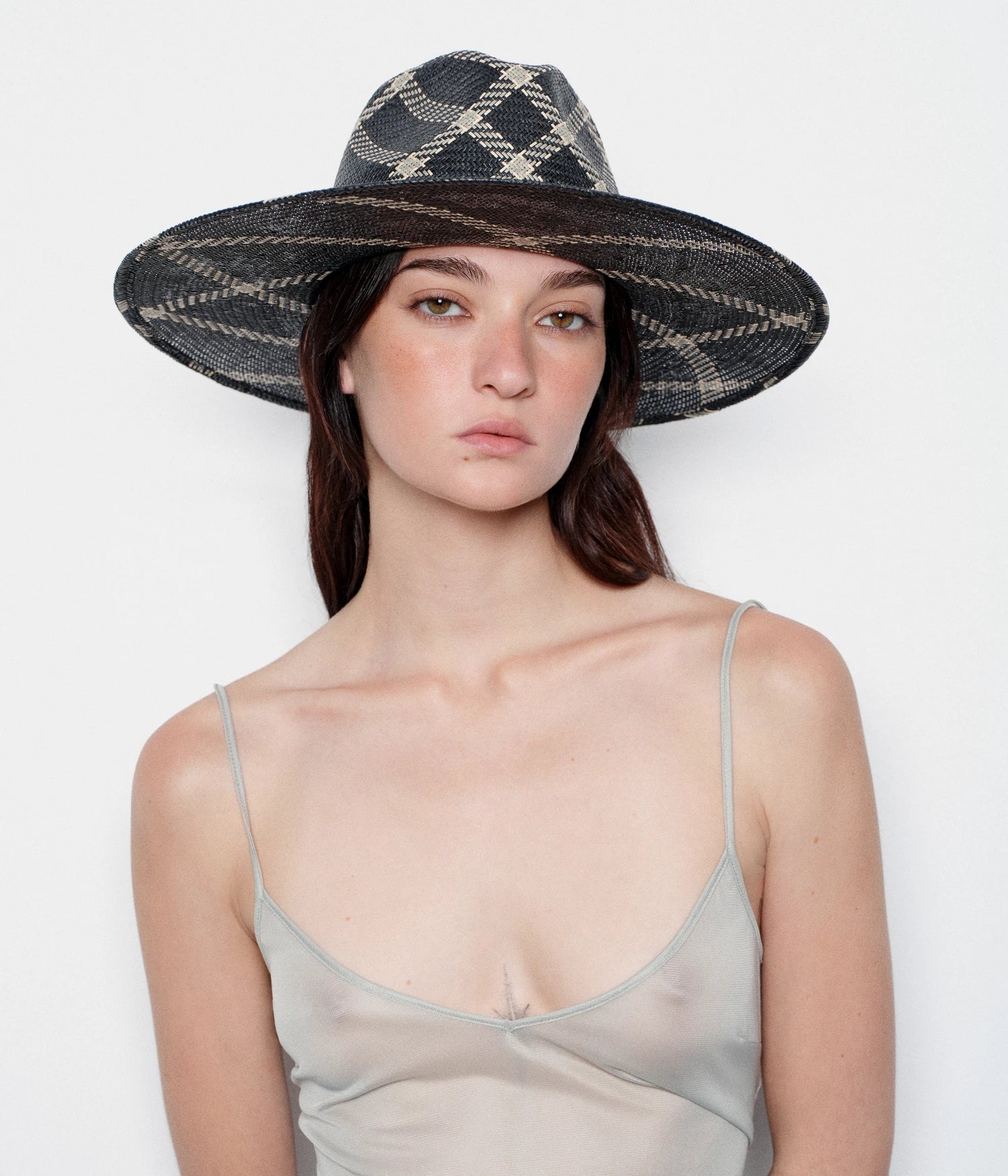 Diagonal-Stripe Straw Fedora Hat