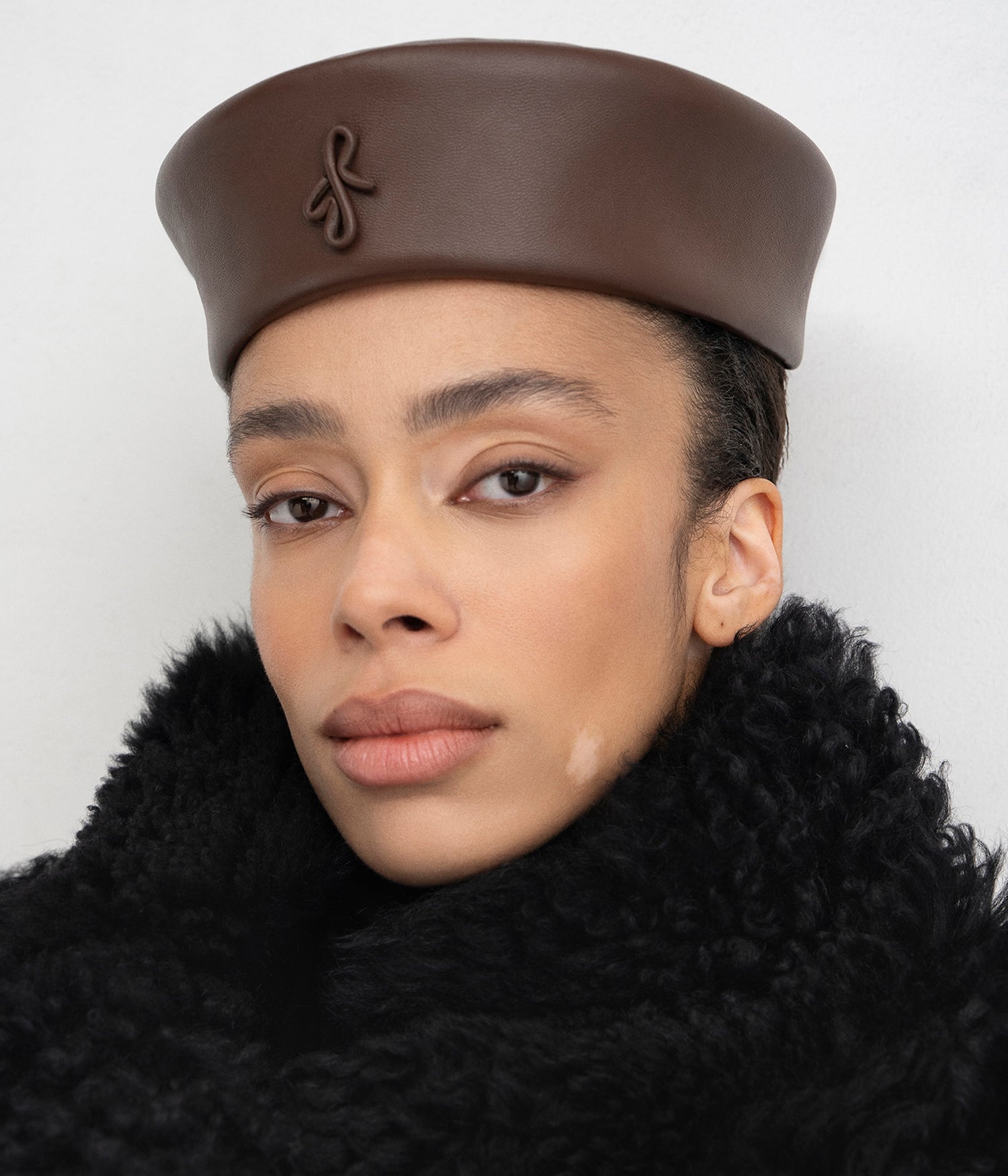 Photo, Beret / Sailor Hat, Leather Pillbox Hat