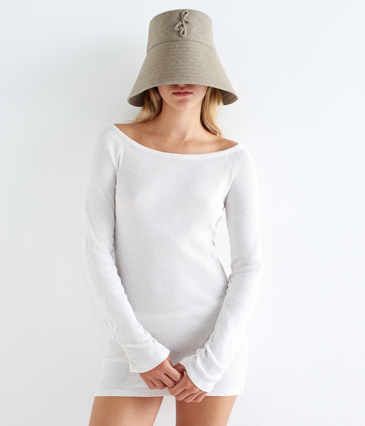 Monogram-Embelished Wide-Brimmed Linen Hat