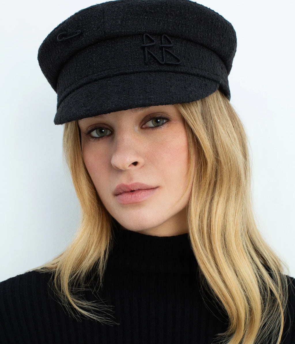 ハット RUSLAN BAGINSKIY SS25 \"BAKER BOY\" HAT (KPC033 STRTMRBBLACK) Monogram-embellished Straw Baker Boy Cap • Ruslan Baginskiy