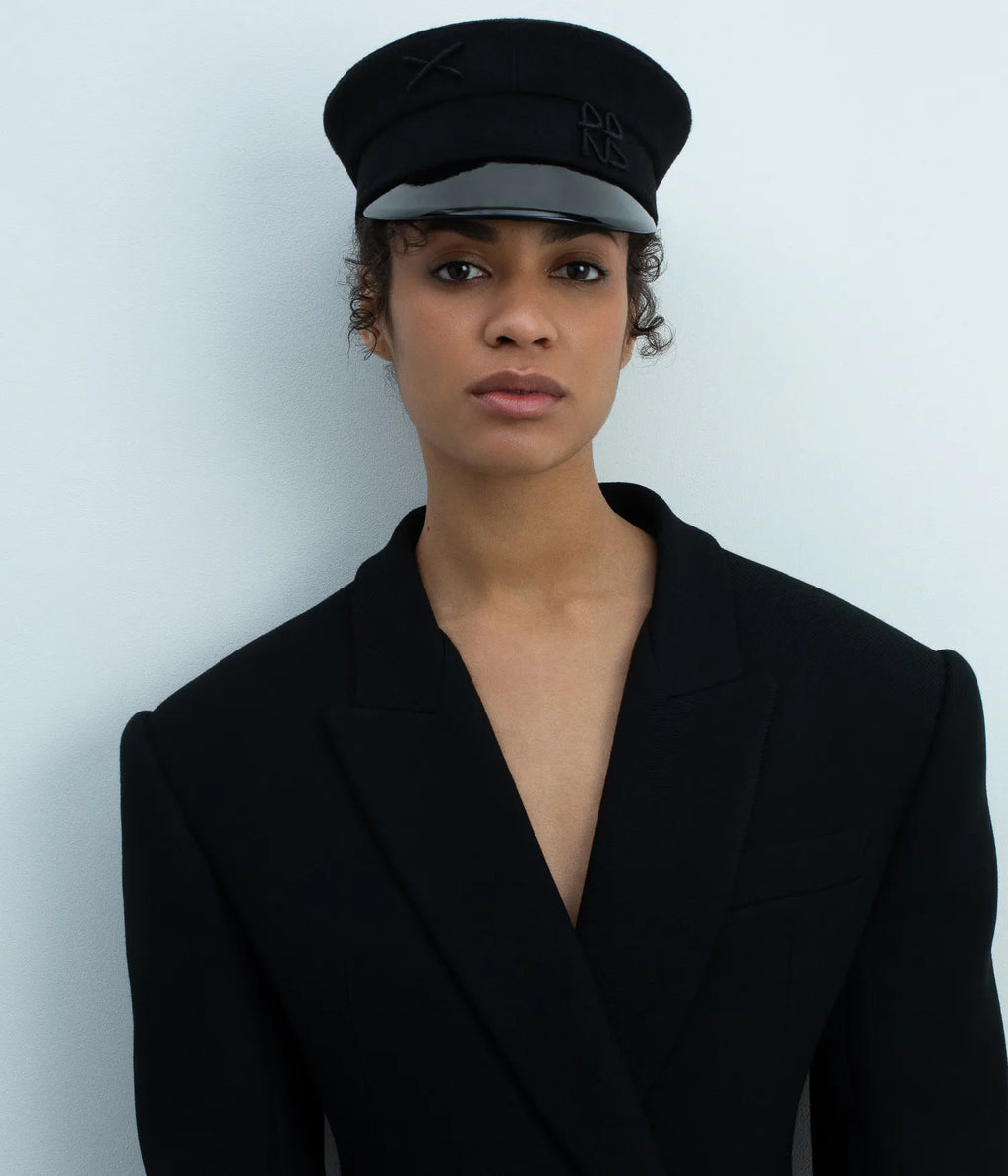 ハット RUSLAN BAGINSKIY FW25 (KPC033 040PF25 WP YOGREY) Logo-embellished Baker Boy Cap • Ruslan Baginskiy Hats